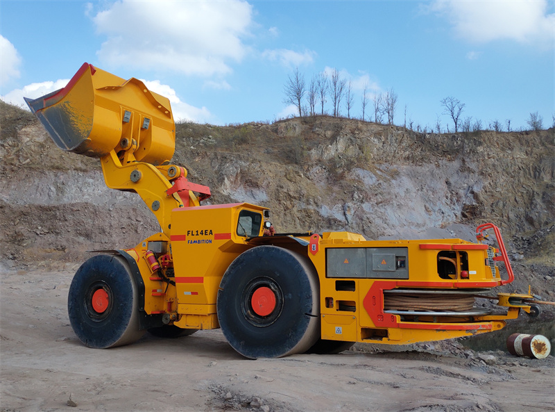 Fl14e Sous-terrain Scooptram Loader02