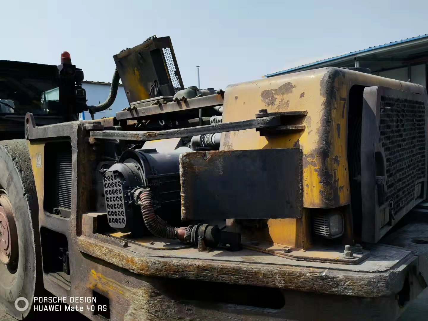 Temps de longue date - 13845 heures avant la première reconstruction.