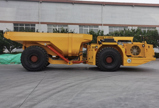 chargeur de scooptram souterrain